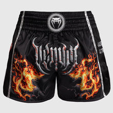 Charger l'image dans la galerie, SHORT DE MUAY THAI VENUM GLADIATOR 5.0 - NOIR/ORANGE NÉON