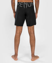 Charger l'image dans la galerie, FIGHTSHORT VENUM LIGHT 5.0 - NOIR/BLANC