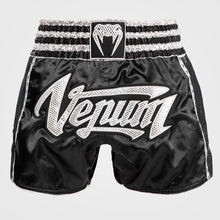 Charger l'image dans la galerie, SHORT DE MUAY THAI VENUM ABSOLUTE 2.0 - NOIR/ARGENT