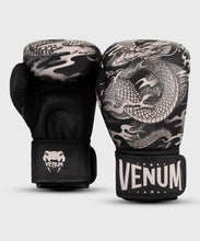 Charger l'image dans la galerie, GANTS DE BOXE VENUM DRAGON'S FLIGHT - NOIR/SABLE