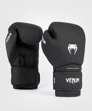 Charger l'image dans la galerie, GANTS DE BOXE VENUM CONTENDER 1.5 - NOIR/BLANC