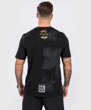 Charger l'image dans la galerie, T-SHIRT VENUM X MIRAGE - NOIR/OR