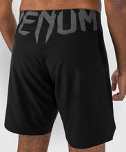Charger l'image dans la galerie, FIGHTSHORT VENUM LIGHT 5.0 - NOIR/BLANC
