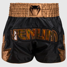 Charger l'image dans la galerie, SHORT DE MUAY THAI VENUM INFERNO - NOIR/BRONZE