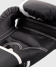 Charger l'image dans la galerie, GANTS DE BOXE VENUM CHALLENGER 2.0 KIDS - NOIR/BLANC