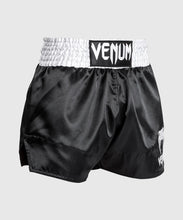 Charger l'image dans la galerie, SHORT DE MUAY THAI VENUM CLASSIC - BLANC/NOIR/BLANC