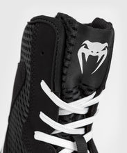 Charger l'image dans la galerie, CHAUSSURES DE BOXE VENUM CONTENDER - NOIR/BLANC