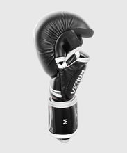 Charger l'image dans la galerie, GANTS DE SPARRING VENUM CHALLENGER 3.0 - NOIR/BLANC