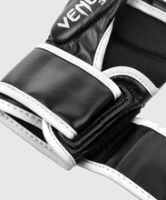 Charger l'image dans la galerie, GANTS DE SPARRING VENUM CHALLENGER 3.0 - NOIR/BLANC