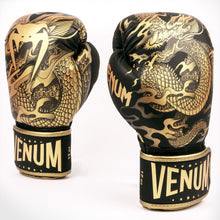 Charger l'image dans la galerie, GANTS DE BOXE VENUM DRAGON'S FLIGHT - NOIR/BRONZE