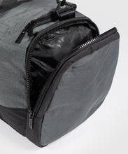 Charger l&#39;image dans la galerie, SAC DE SPORT INDÉCHIRABLE VENUM EVO 2 XTREM - GRIS TEMPÊTE
