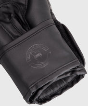 Charger l&#39;image dans la galerie, GANTS DE BOXE VENUM CHALLENGER 2.0 KIDS - NOIR/NOIR
