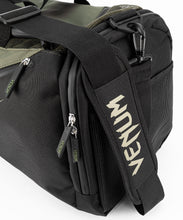 Charger l&#39;image dans la galerie, SAC DE SPORT VENUM TRAINER LITE EVO - NOIR/KAKI
