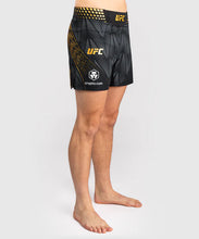 Charger l'image dans la galerie, FIGHTSHORT VENUM COUPE COURTE UFC ZENITH - CHAMPION
