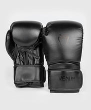 Charger l'image dans la galerie, GANTS DE BOXE ENFANT VENUM CONTENDER 1.5 - NOIR/NOIR

