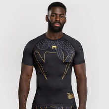 Charger l'image dans la galerie, RASHGUARD MANCHES COURTES VENUM SERPENTI - NOIR

