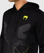 Charger l&#39;image dans la galerie, SWEAT À CAPUCHE VENUM TRAINING CAMP 4.0 - NOIR/VERT FLUO
