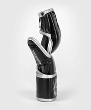 Charger l&#39;image dans la galerie, GANTS MMA VENUM CHALLENGER - NOIR/ARGENT
