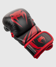 Charger l&#39;image dans la galerie, GANTS DE SPARRING VENUM CHALLENGER 3.0 - NOIR/ROUGE
