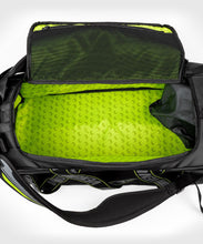 Charger l&#39;image dans la galerie, SAC DE SPORT VENUM TRAINING CAMP 3.0 HYBRIDE 2 EN 1
