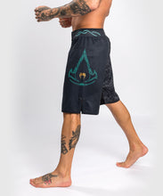Charger l&#39;image dans la galerie, FIGHTSHORT VENUM ASSASSIN&#39;S CREED RELOADED - NOIR

