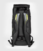Charger l&#39;image dans la galerie, SAC DE SPORT VENUM TRAINING CAMP 3.0 HYBRIDE 2 EN 1
